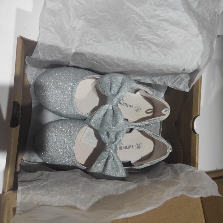 Праздничные туфли для девочки