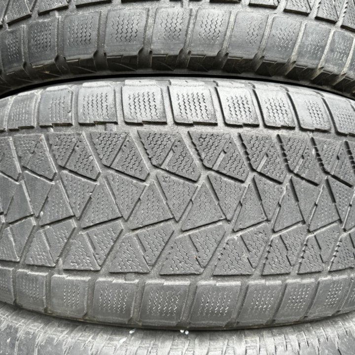 285/60 R18 Bridgestone Blizzak DM-V2