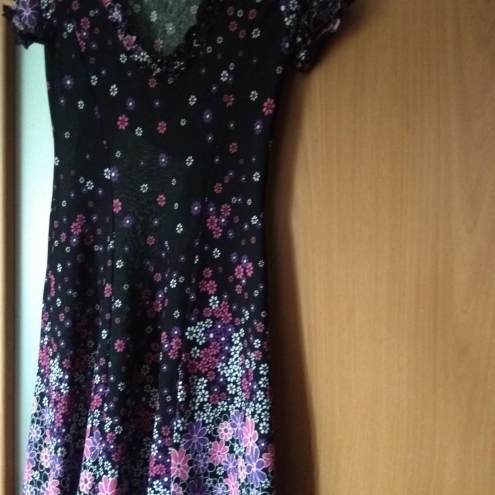 Платье 44 размер