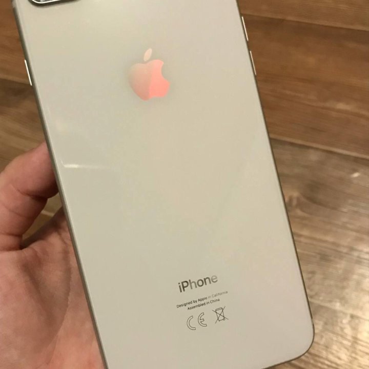 iPhone 8 Plus