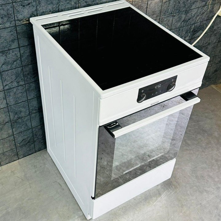 Плита индукционная gorenje EIT5355WPG