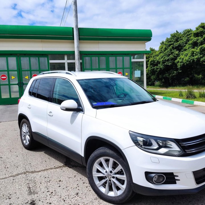 Volkswagen Tiguan, 2012