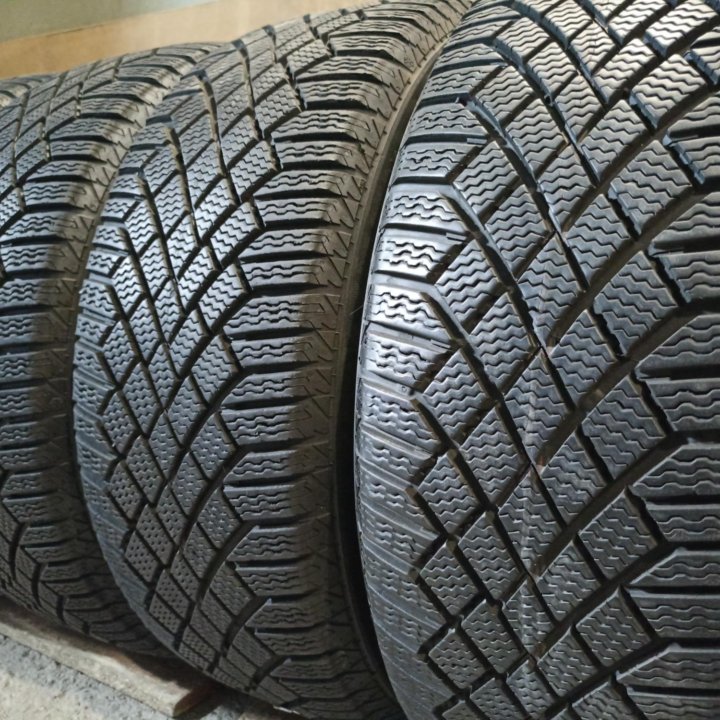 Зима Continental VikingContact7 205/55 R16