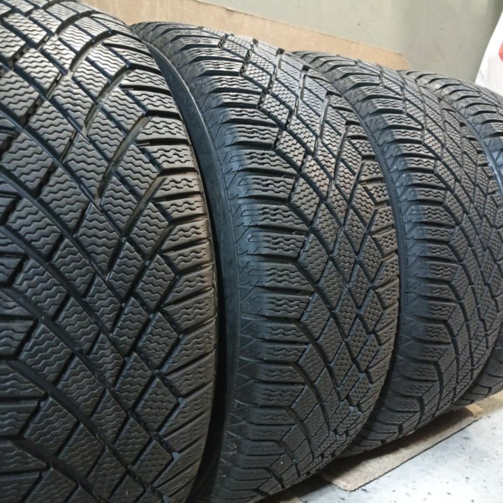 Зима Continental VikingContact7 205/55 R16