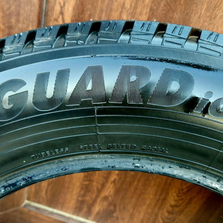 Yokohama Ice Guard IG65 235/65 R18 110T