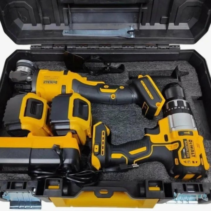 Набор аккумуляторных инструментов DeWalt 2в1