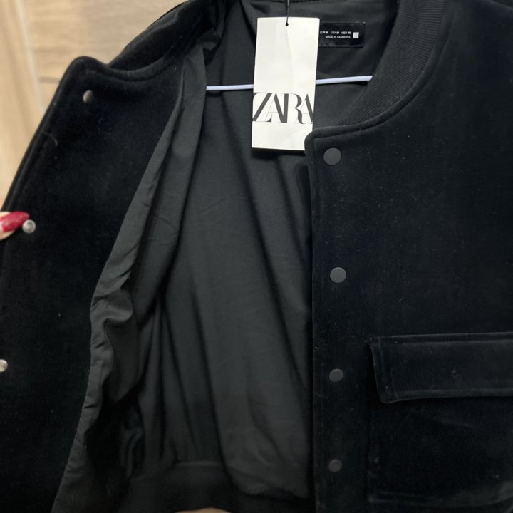 Бомбер Zara