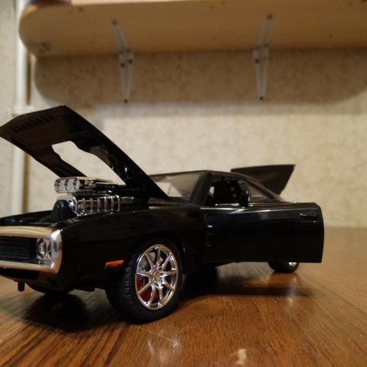 Машина модель Dodge Charger Форсаж Новая