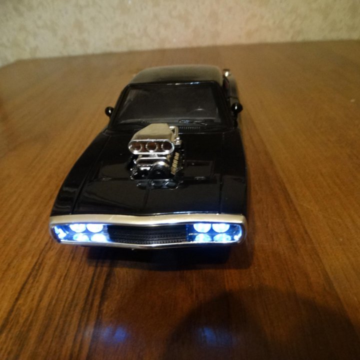 Машина модель Dodge Charger Форсаж Новая