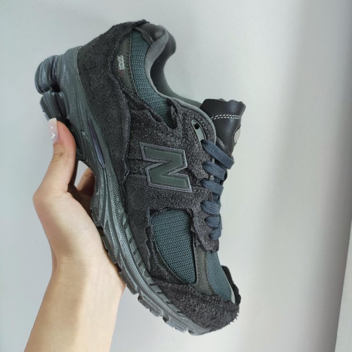 Кроссовки New Balance 2002R