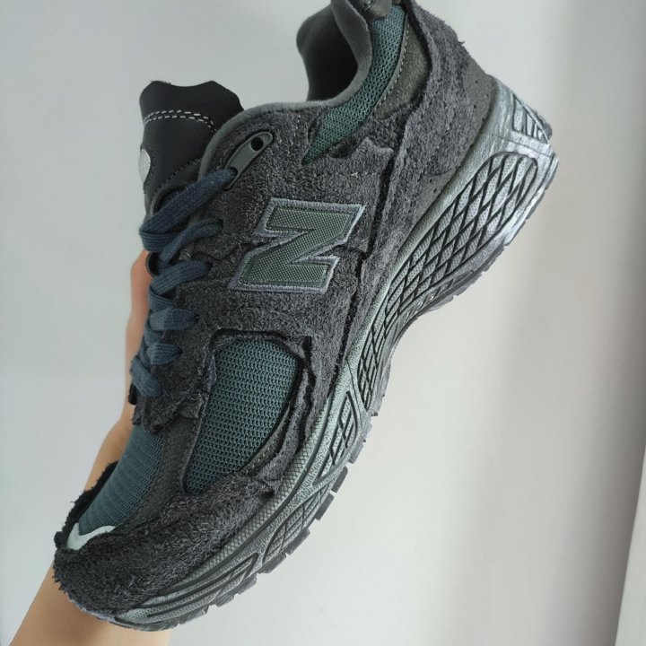 Кроссовки New Balance 2002R