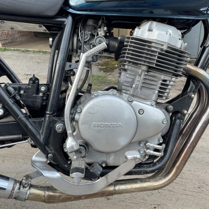 Honda cb400ss