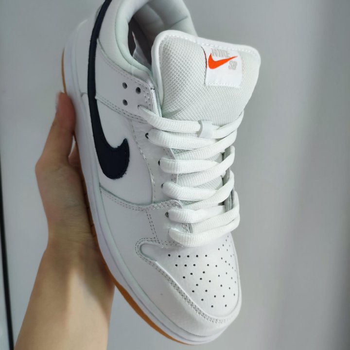 Кроссовки Nike SB Dunk Low