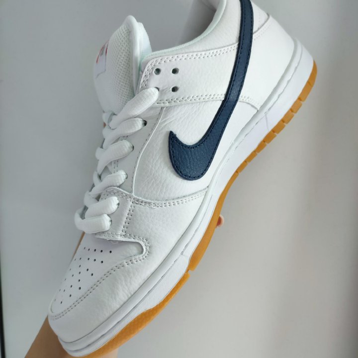 Кроссовки Nike SB Dunk Low