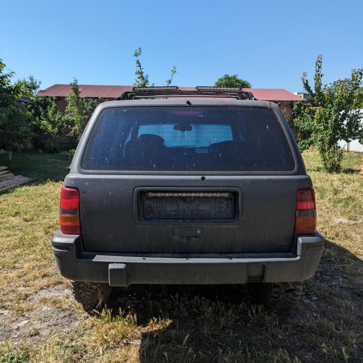 Jeep Grand Cherokee, 1993