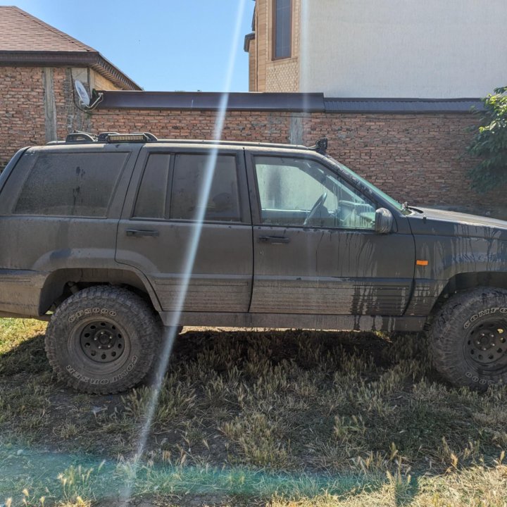 Jeep Grand Cherokee, 1993