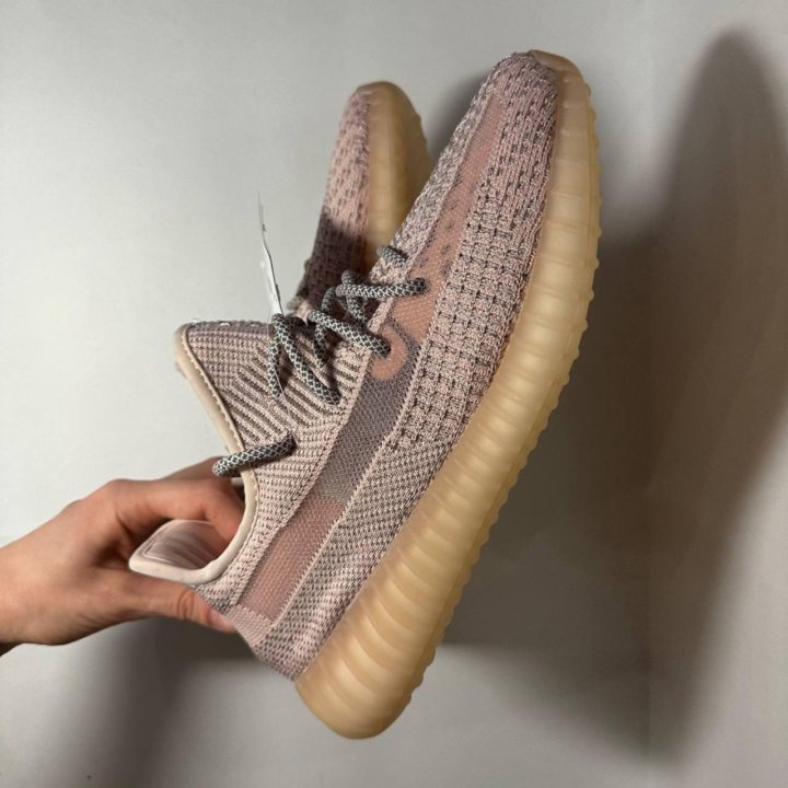 Кроссовки Adidas Yeezy Boost 350 LUX новые