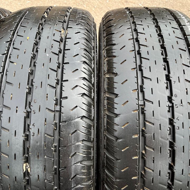 Лето Цешка Nokian Nordman SC 225/70 R15C 112/110R