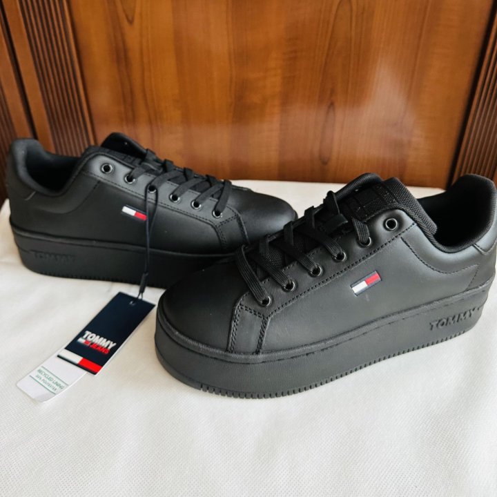 Кеды Tommy Hilfiger, 39,40р