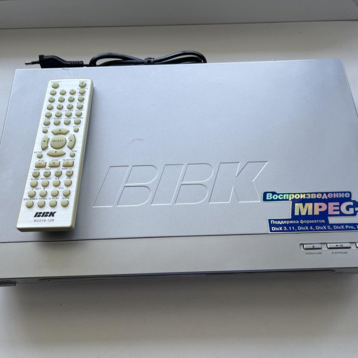 DVD плеер BBK