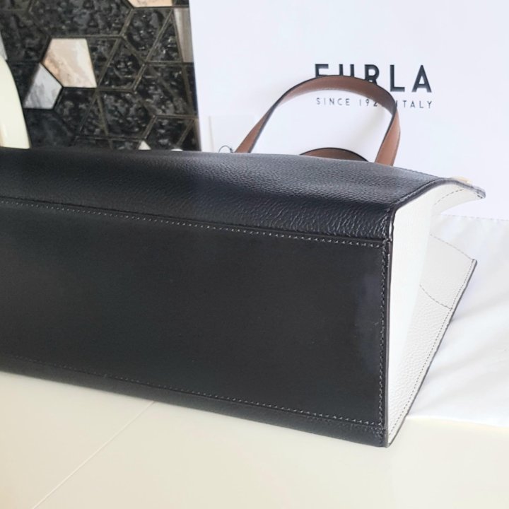 НОВАЯ СУМКА FURLA AFRODITE