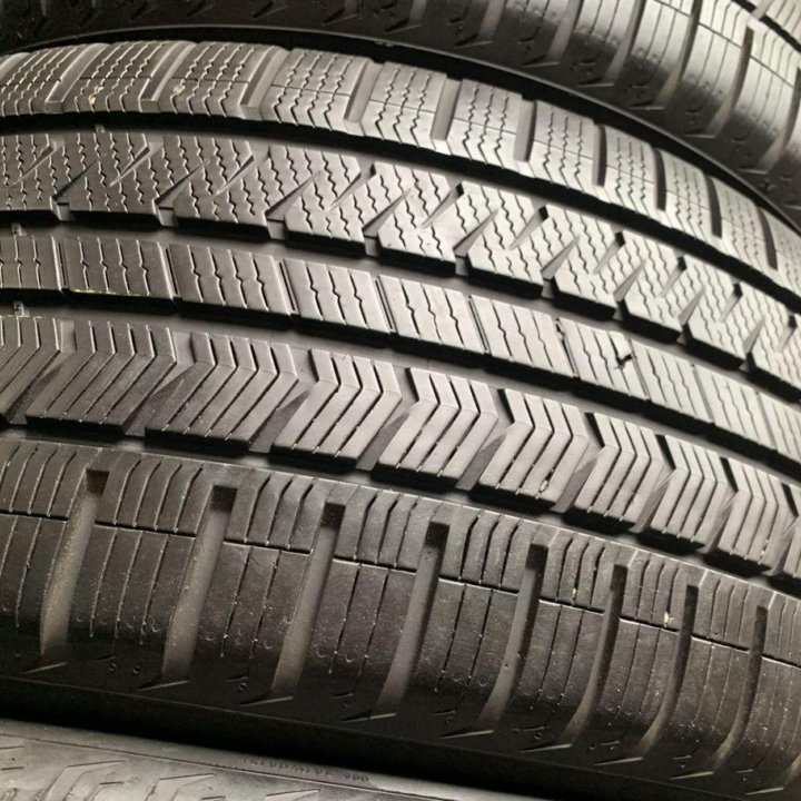 Vredestein Quatrac 255/45 R20