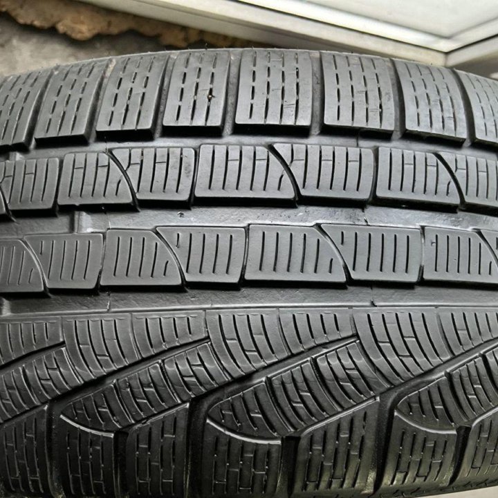 Pirelli Winter Sottozero 210 Serie II 245/45 R19