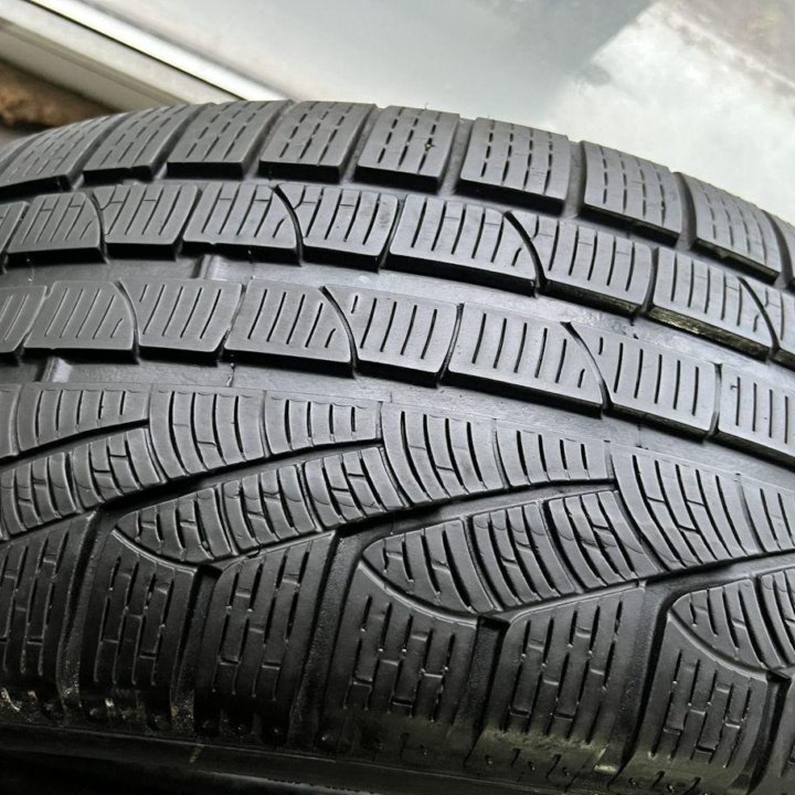 Pirelli Winter Sottozero 210 Serie II 245/45 R19