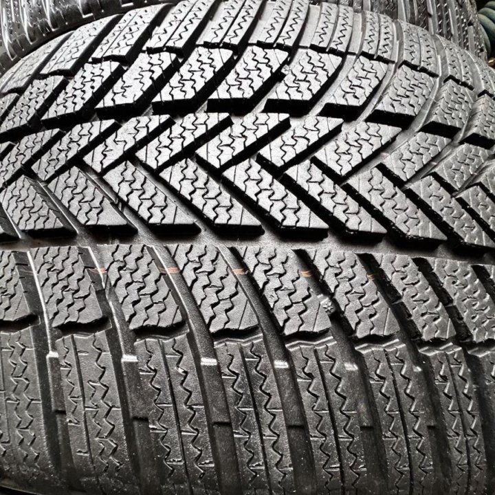 Bridgestone Blizzak LM-005 265/40 R21