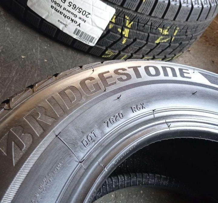 Bridgestone Blizzak LM-32 205/60 R16