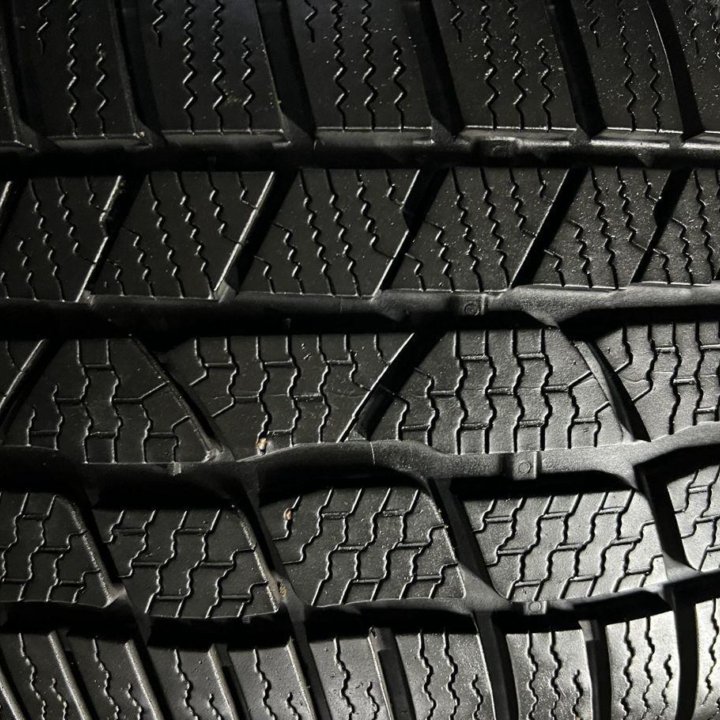 Continental WinterContact TS 850 P 245/40 R20