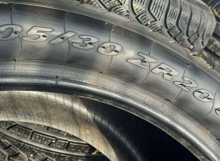 Pirelli P Zero 305/30 R20 103Y