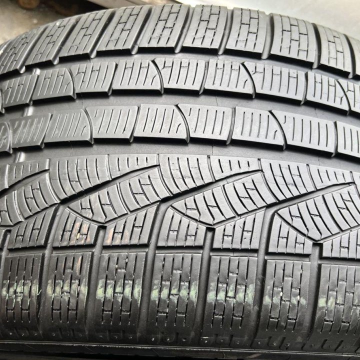 Pirelli Winter Sottozero II 275/40 R19