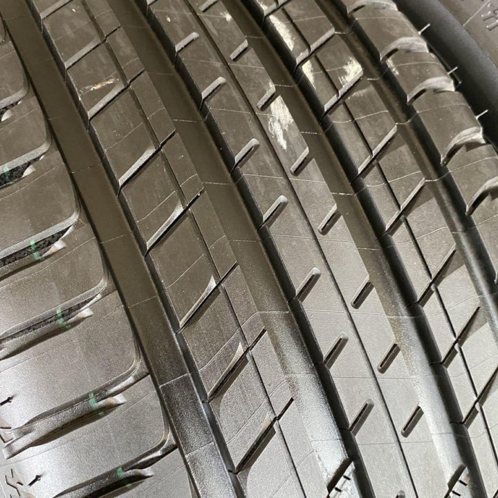 Michelin Latitude Sport 3 235/60 R18 103W