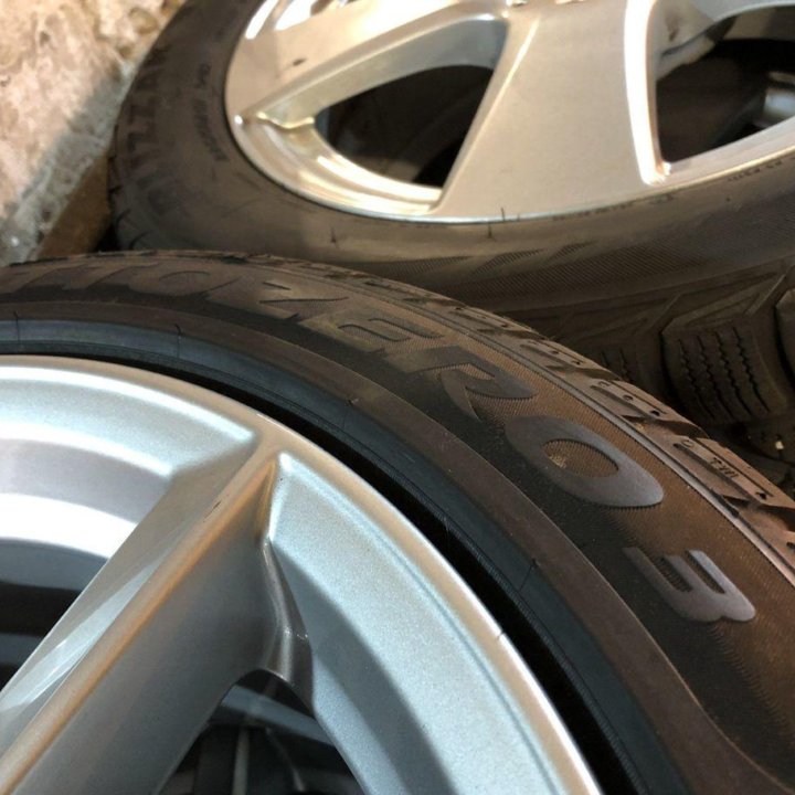 Pirelli Winter Sottozero 245/40 R18