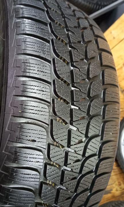 Bridgestone Blizzak LM-25 205/55 R17 91V