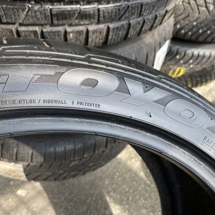 Toyo Extensa HP 255/35 R20 97W