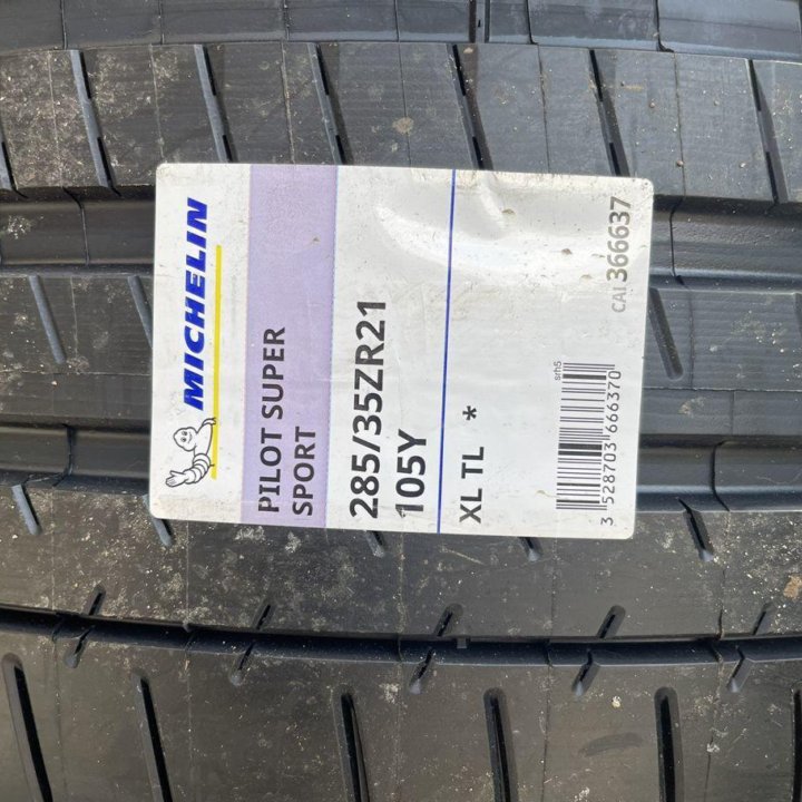 Michelin Pilot Super Sport Acoustic 285/35 R21 105Y