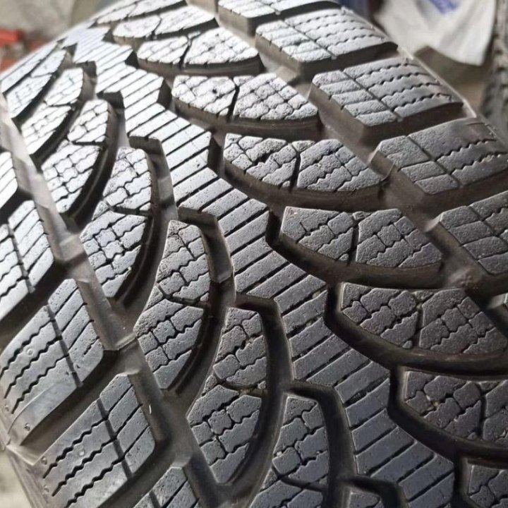 Bridgestone Blizzak LM-32C 205/55 R16 91H