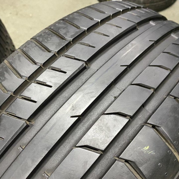 Continental ContiSportContact 5 225/40 R18 92Y