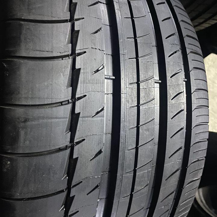 Michelin Pilot Sport PS2 305/30 R19 102Y