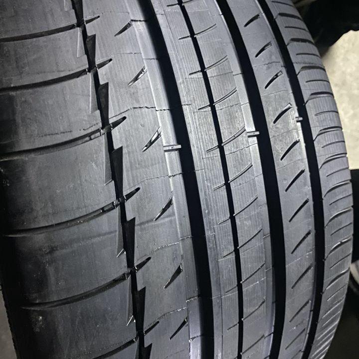 Michelin Pilot Sport PS2 305/30 R19 102Y