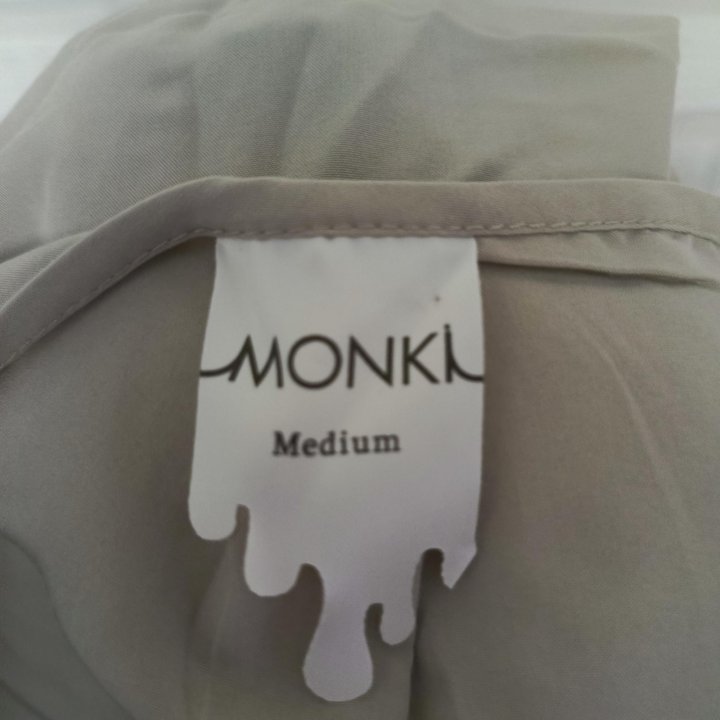 Платье женское Monki