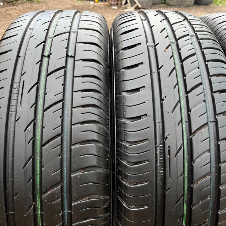 Лето Viatti Strada Asimmetrico 185/65 R15 88H