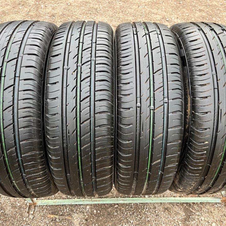 Лето Viatti Strada Asimmetrico 185/65 R15 88H