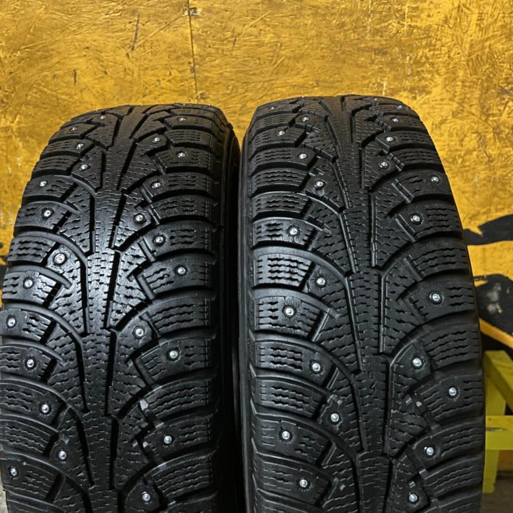 Зимние шины Nokian Nordman 5 R14 Все шипы 2шт