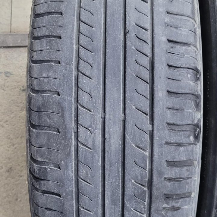 Triangle TR928 225/65 R17 102H