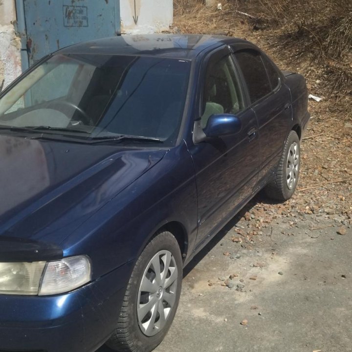 Nissan Sunny, 2003