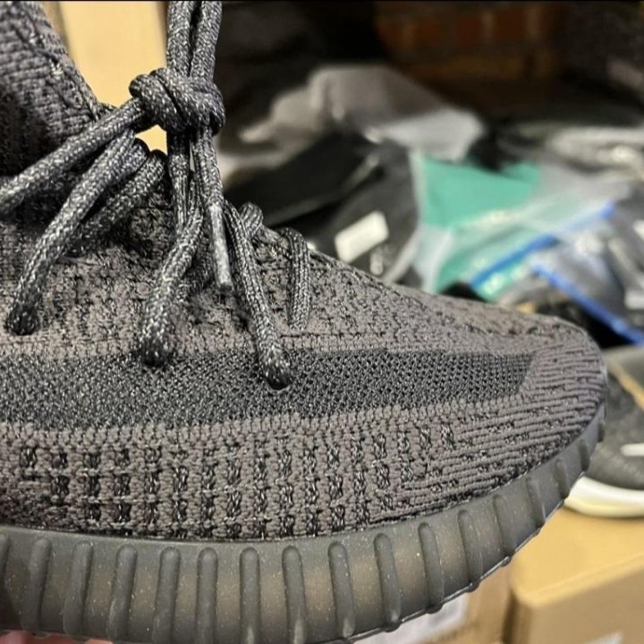 Кроссовки Adidas Yeezy Booat 350