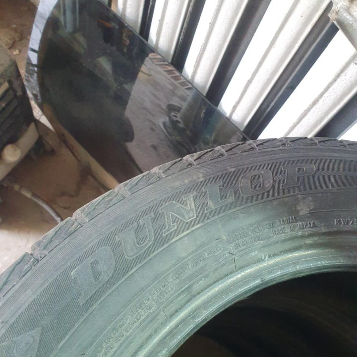 Комплект шин Danlop 225/60R17